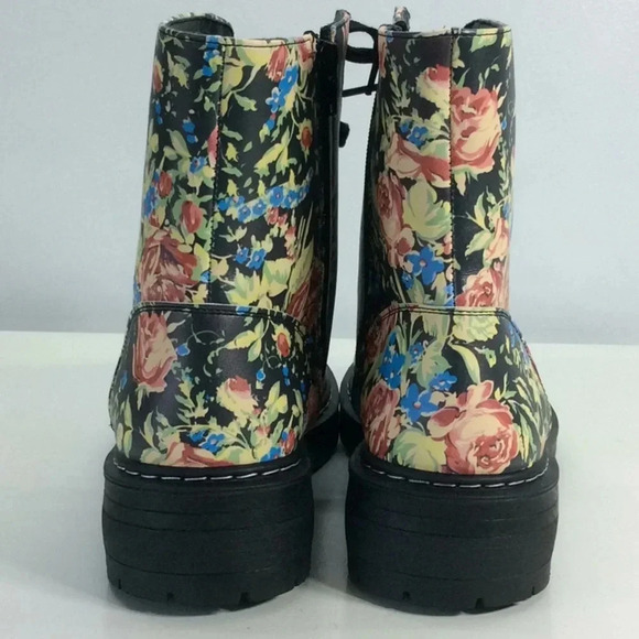NWT Sugar Kaedy Floral Combat Boots – Size 11 – Memory‑Foam Comfort - Picture 5 of 8